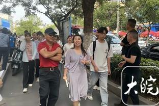 海王？旺达：和伊卡尔迪恋爱前他有4部手机 把女友们按洲际划分